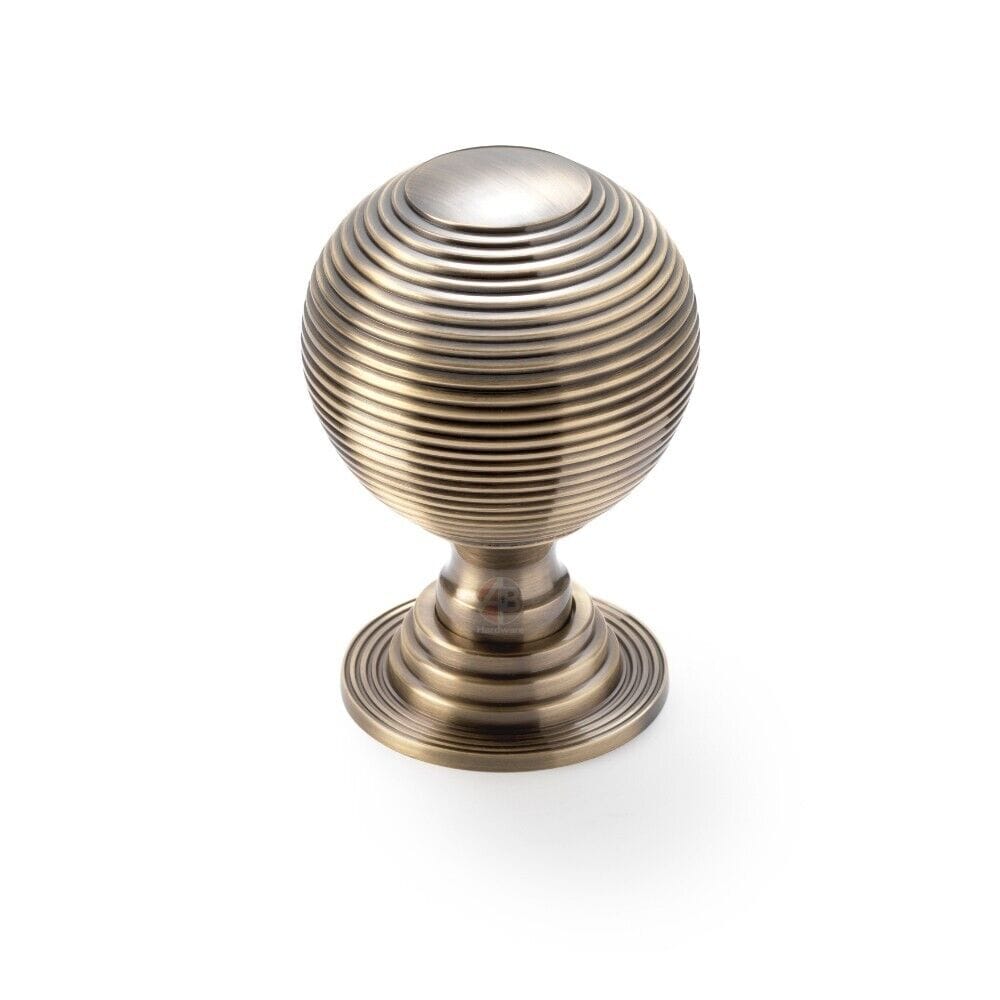 80mm Antique Brass Beehive Centre Door Knob