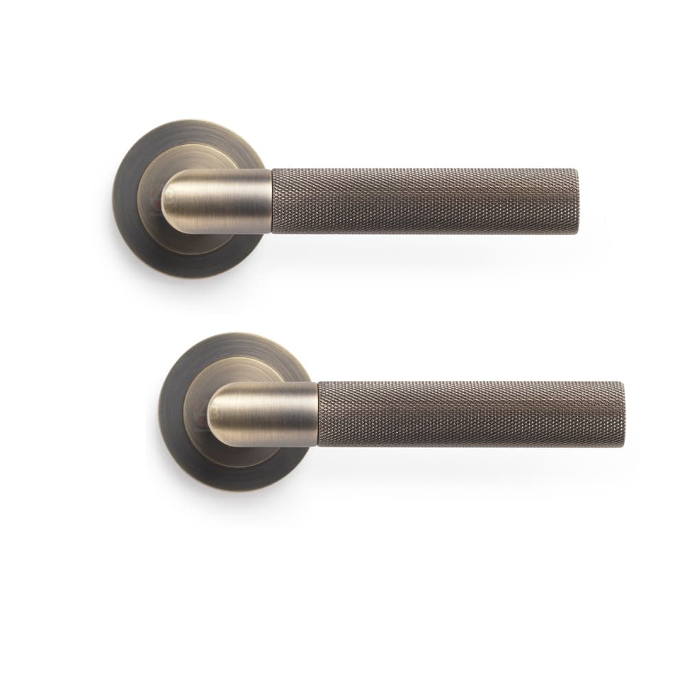 Antique Brass Knurled Straight Lever On Round Rose Pair